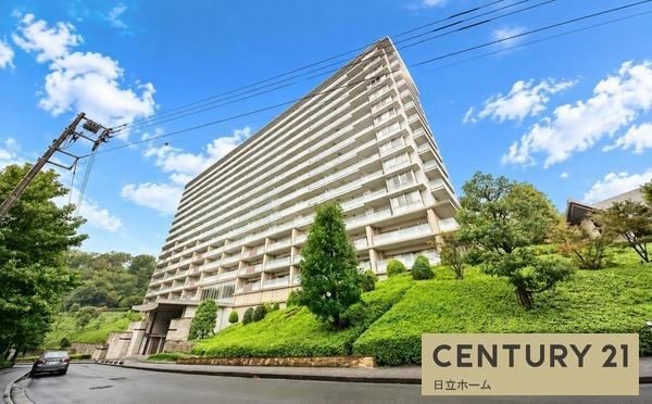 3LDK apartment in Totsuka Ward, Yokohama, Kanagawa - Photo 1
