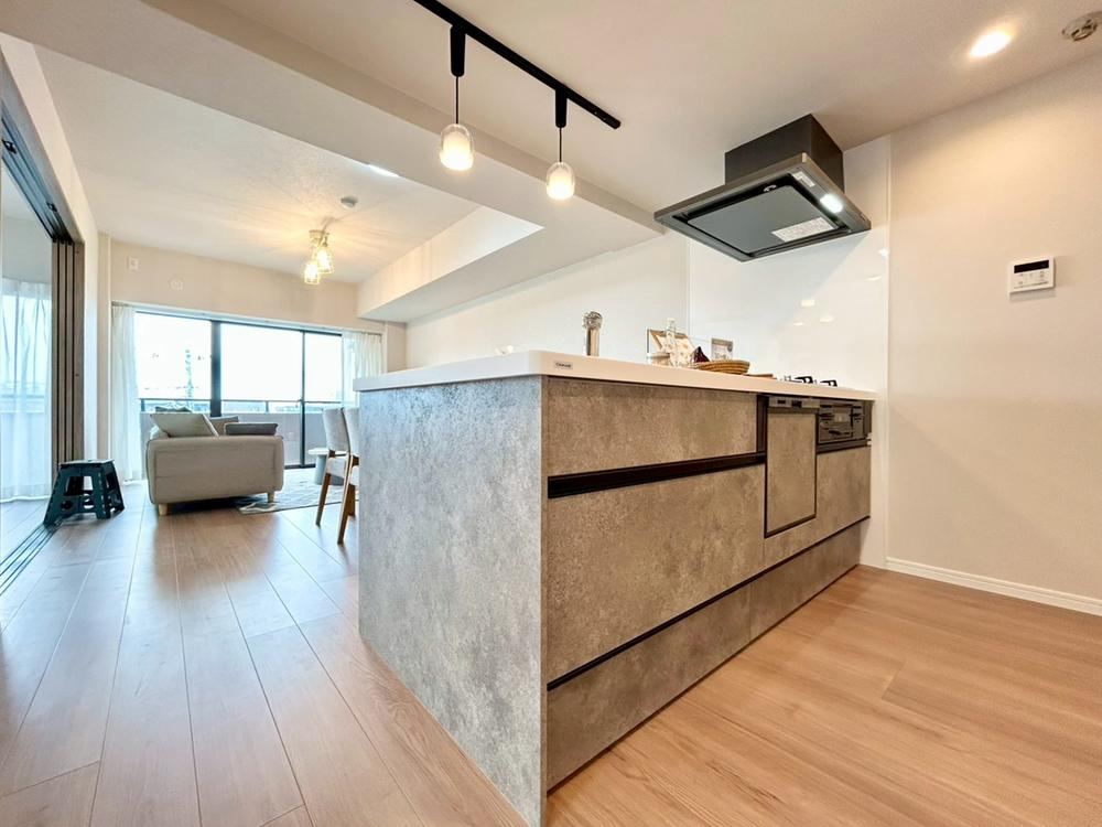 3LDK apartment in Midori Ward, Yokohama, Kanagawa - Photo 1
