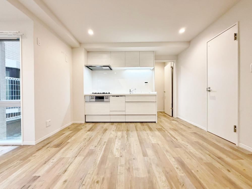 1LDK apartment in Meguro Ward, Tokyo - Photo 1
