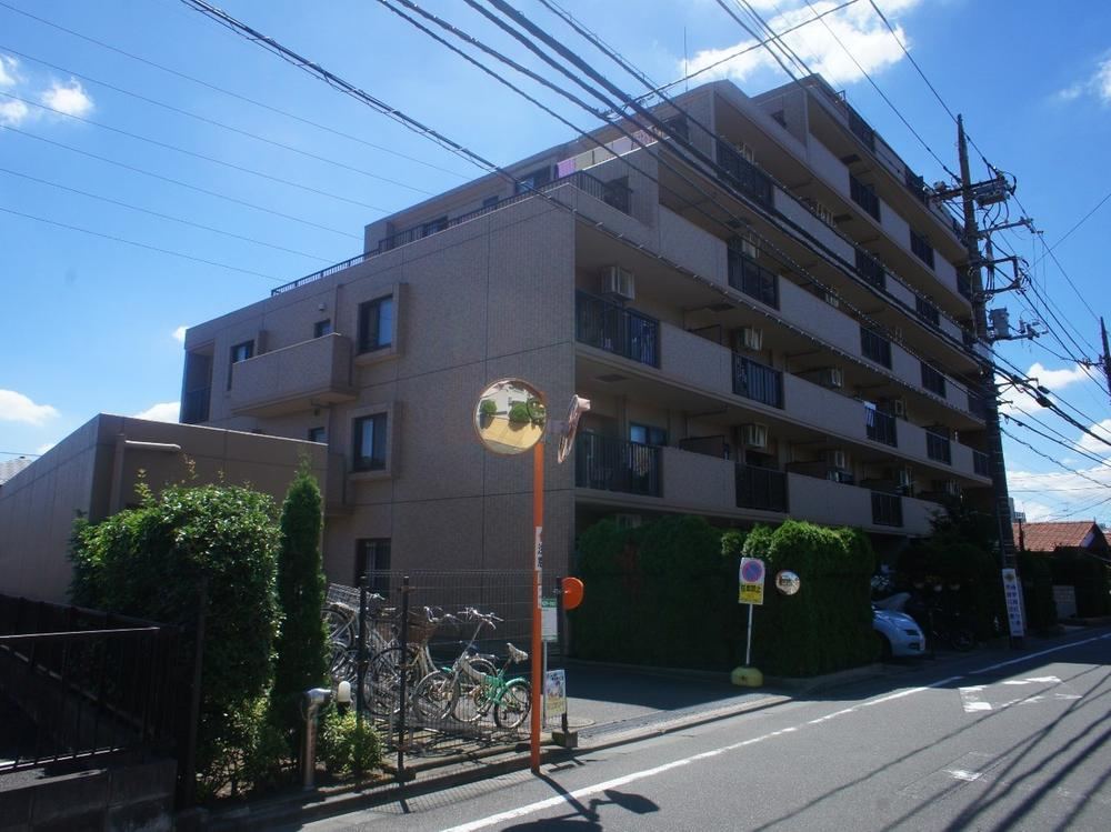 3LDK apartment in Yamato, Kanagawa - Photo 1