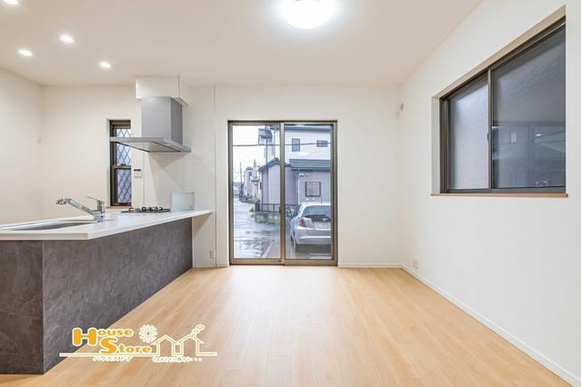 3LDK house in Koshigaya, Saitama - Photo 1