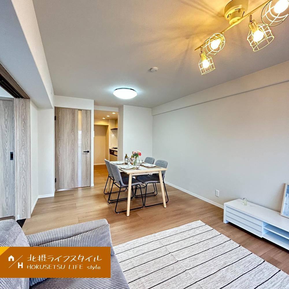 3LDK apartment in Suita, Osaka - Photo 1