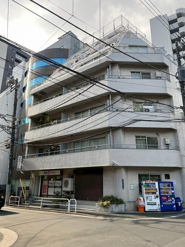 1LDK+S apartment in Shinagawa Ward, Tokyo - Photo 1