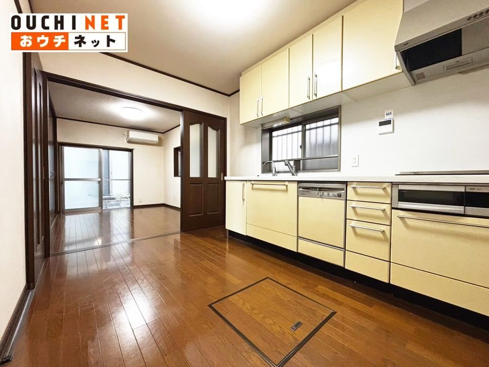 5DK house in Yao, Osaka - Photo 1