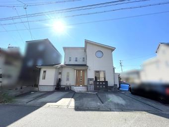 5LDK+S house in Chiryu
