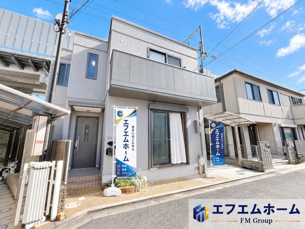 3LDK house in Takatsuki, Osaka - Photo 1