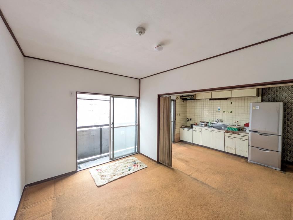 2LDK apartment in Amagasaki, Hyogo - Photo 1