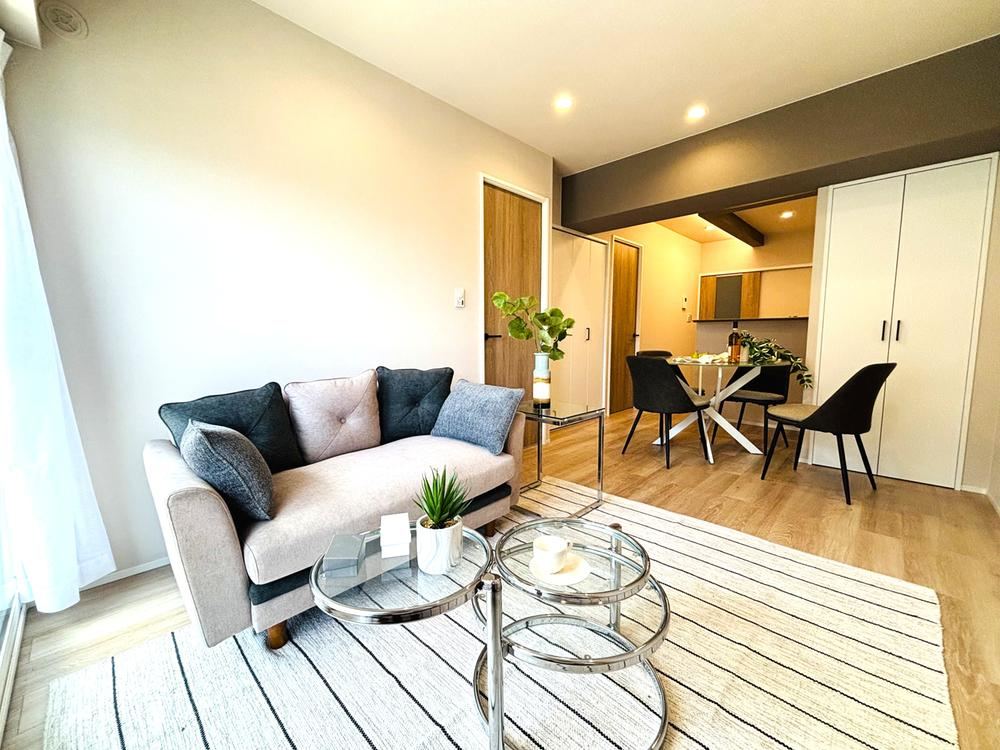 3LDK apartment in Suita, Osaka - Photo 1