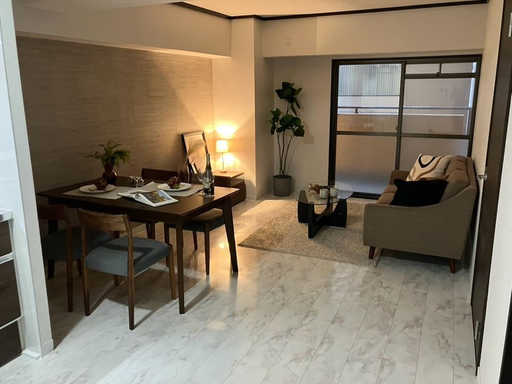 2LDK apartment in Chuo Ward, Osaka - Photo 1