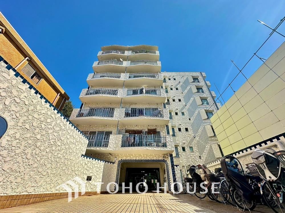 1LDK apartment in Nakano Ward, Tokyo - Photo 1