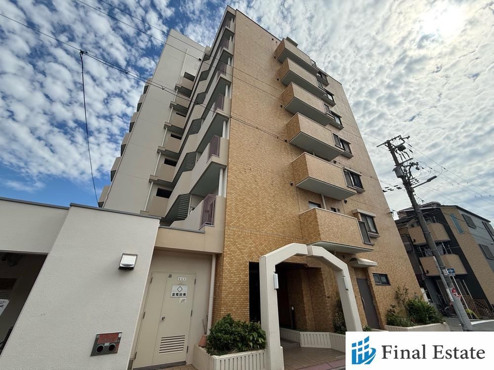 3LDK apartment in Joto Ward, Osaka - Photo 1