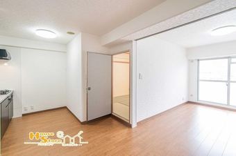 3DK apartment in Midori Ward