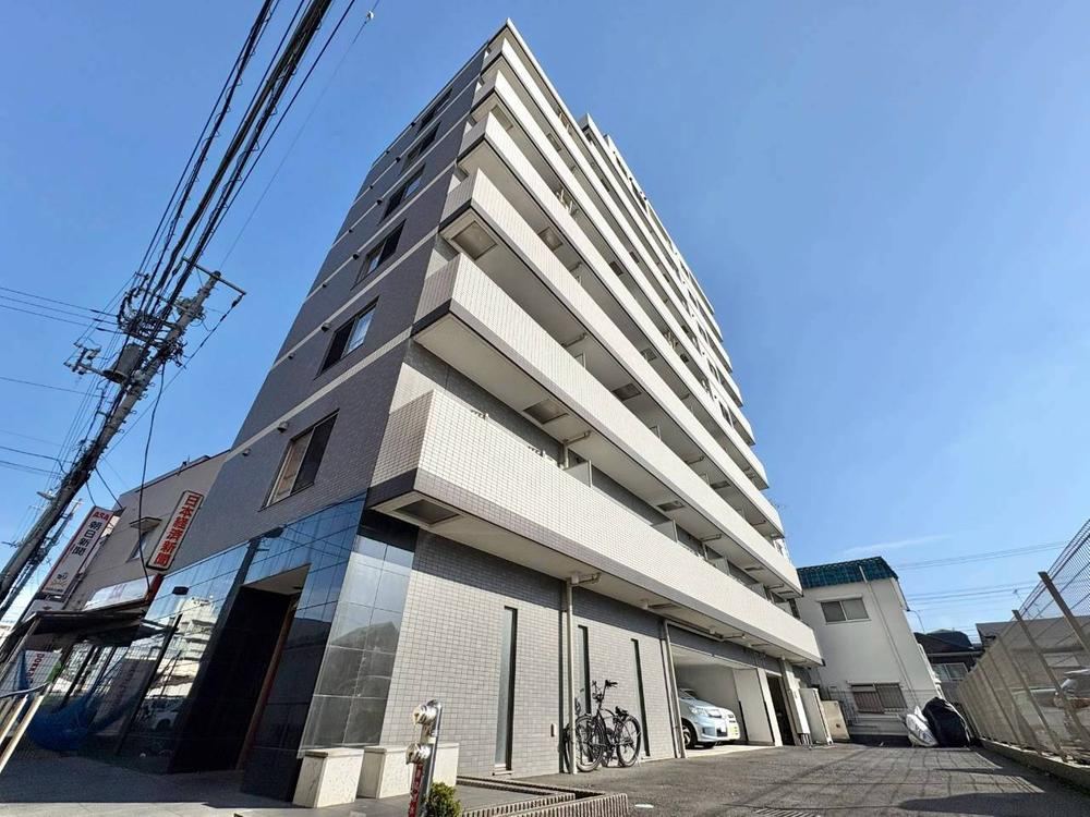 2DK apartment in Adachi Ward, Tokyo - Photo 1