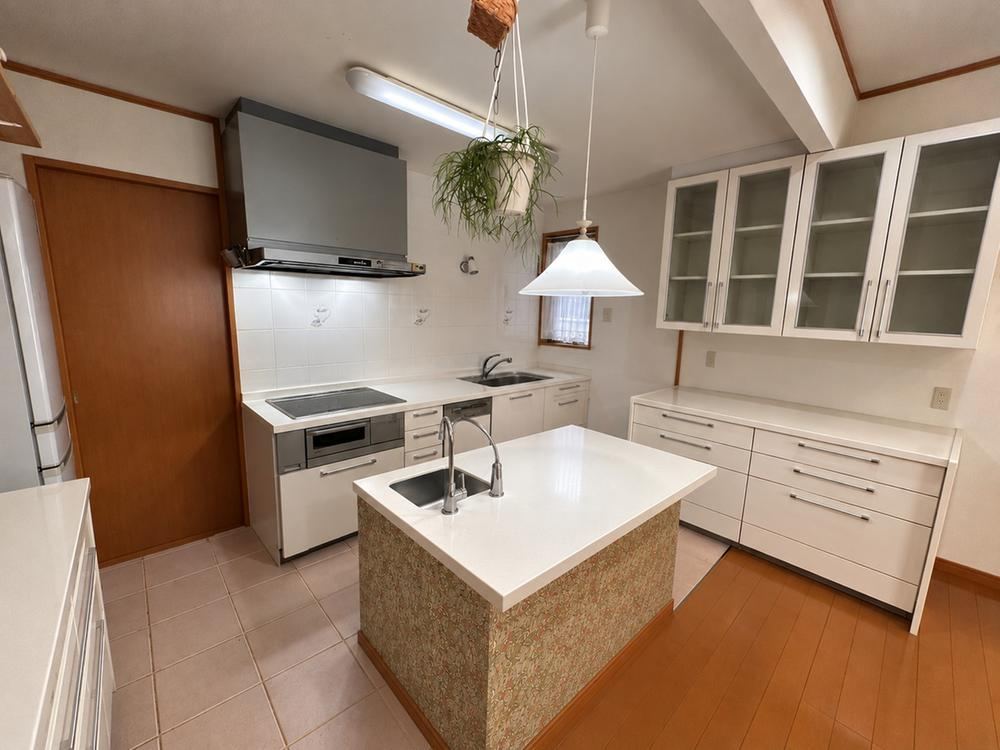 3LDK house in Hachioji, Tokyo - Photo 1