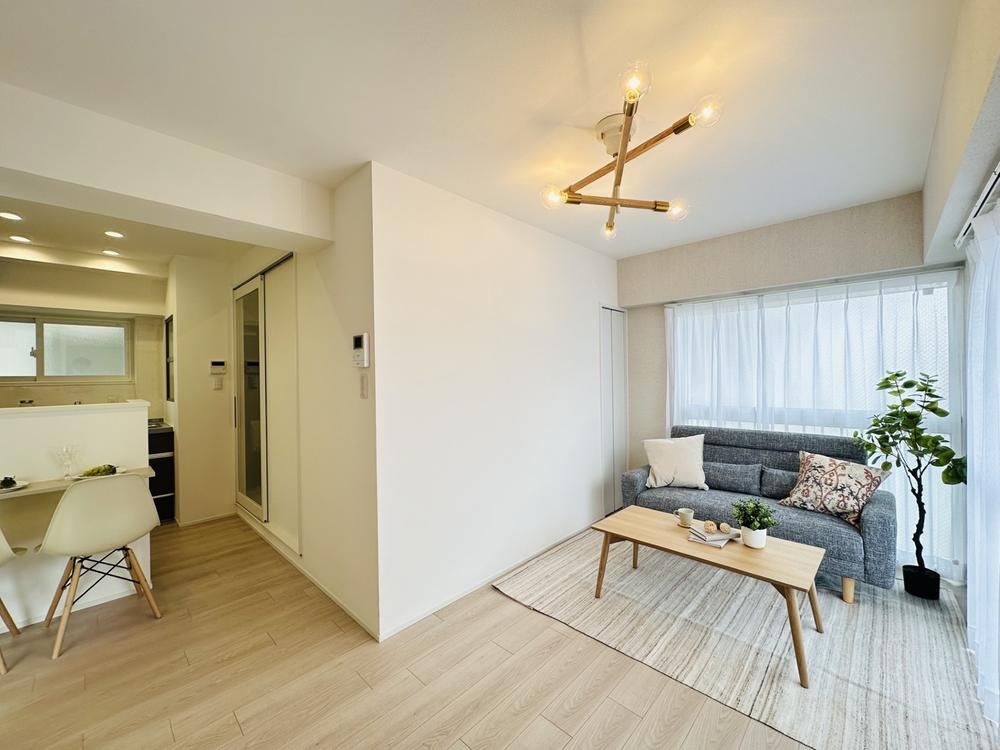 2LDK apartment in Higashinada Ward, Kobe, Hyogo - Photo 1