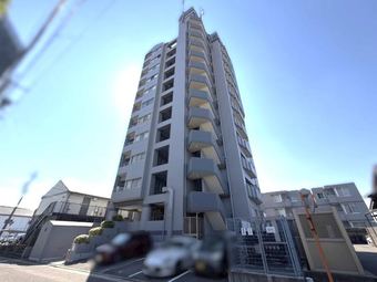 3LDK apartment in Yokkaichi