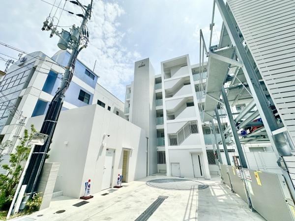 3LDK apartment in Tarumi Ward, Kobe, Hyogo - Photo 1