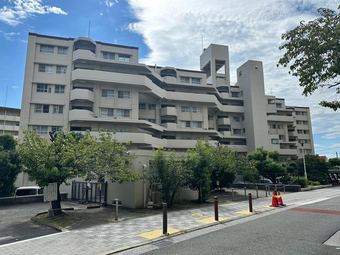 3LDK apartment in Nishiyodogawa Ward