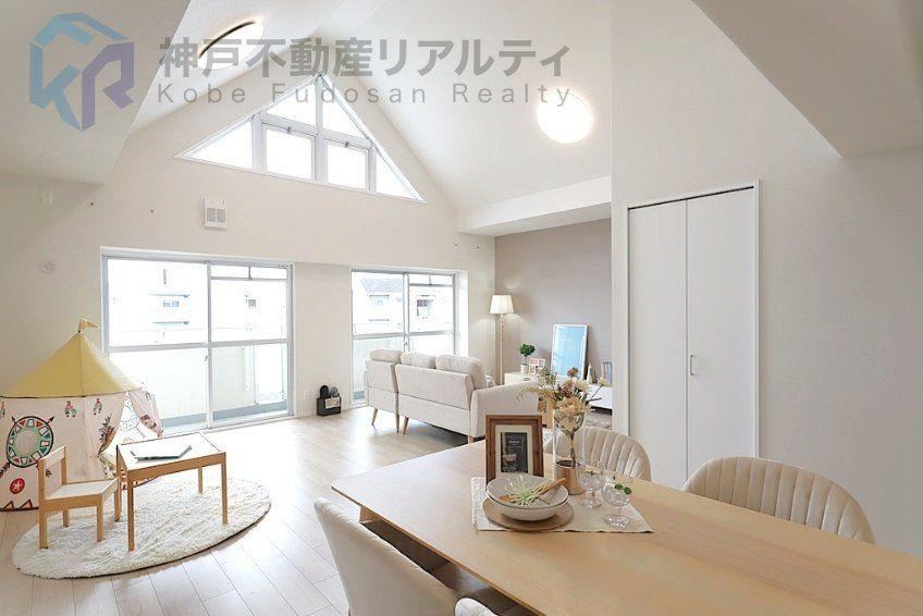 2LDK apartment in Nishinomiya, Hyogo - Photo 1