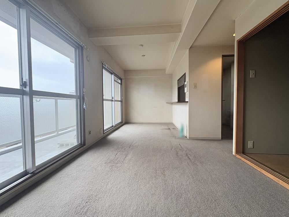 3LDK apartment in Tarumi Ward, Kobe, Hyogo - Photo 1