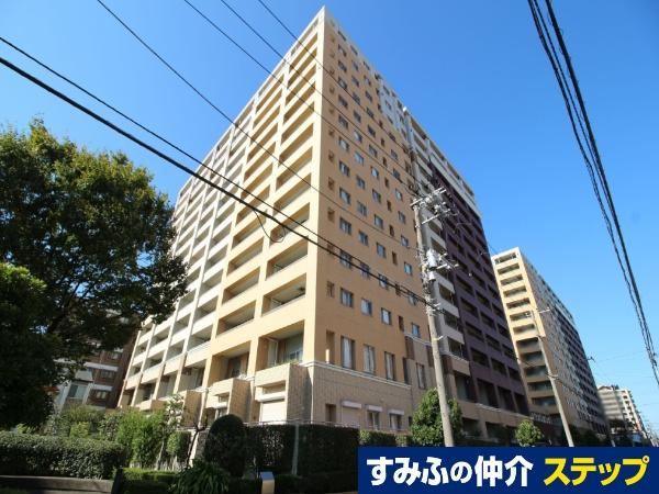 3LDK apartment in Tsurumi Ward, Yokohama, Kanagawa - Photo 1