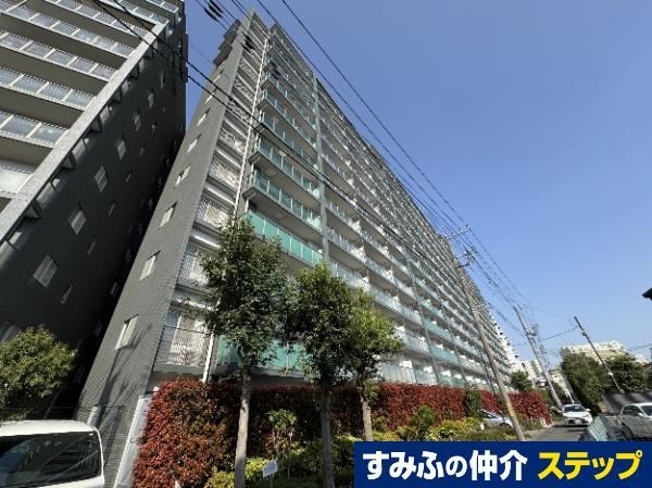 3LDK apartment in Akishima, Tokyo - Photo 1