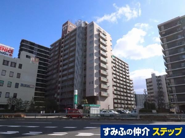 2LDK apartment in Moriguchi, Osaka - Photo 1