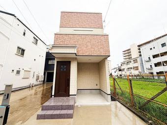 3LDK+S house in Minato Ward