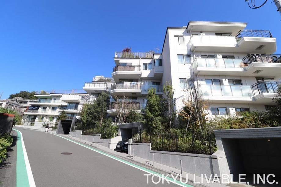 2LDK apartment in Aoba Ward, Yokohama, Kanagawa - Photo 1