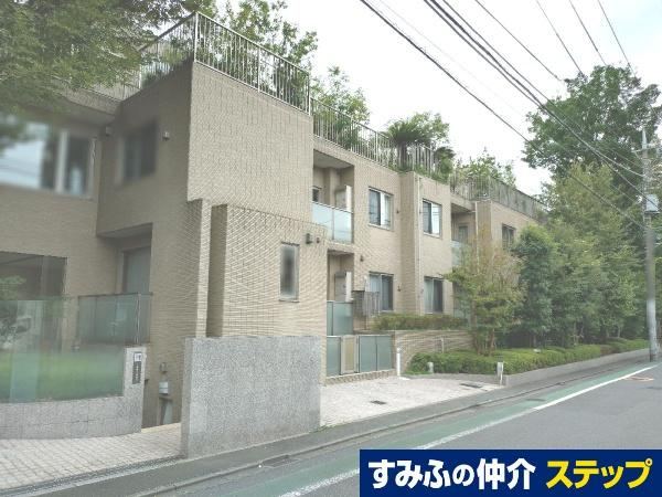 3LDK apartment in Setagaya Ward, Tokyo - Photo 1