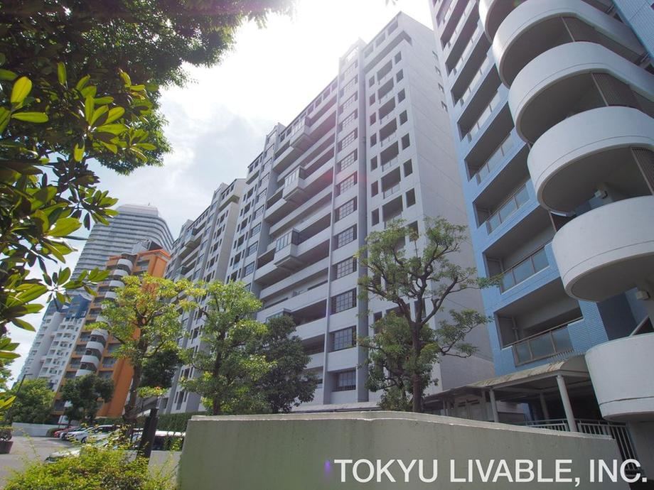 4LDK apartment in Higashinada Ward, Kobe, Hyogo - Photo 1