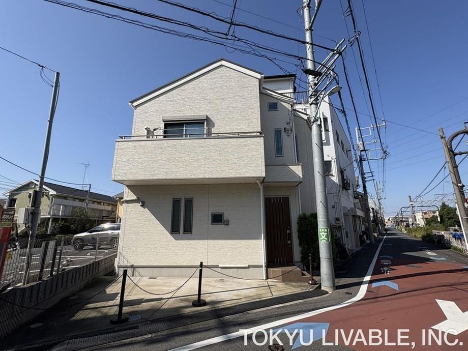 2LDK house in Suginami Ward, Tokyo - Photo 1