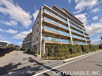 2LDK apartment in Hanamigawa Ward