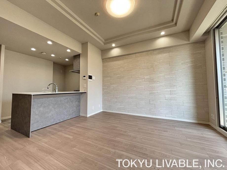 3LDK apartment in Kita Ward, Osaka - Photo 1