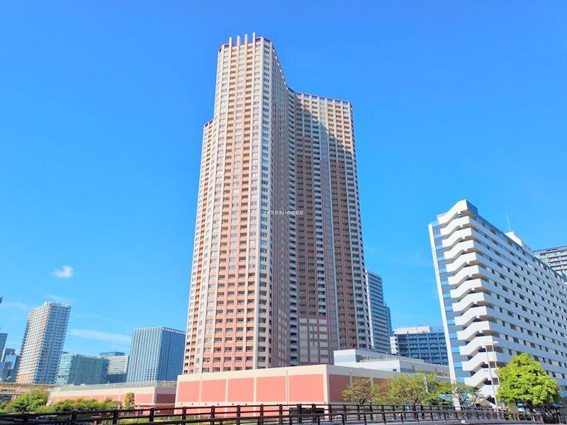 2LDK+S apartment in Minato Ward, Tokyo - Photo 1