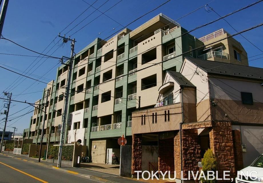 2LDK apartment in Ota Ward, Tokyo - Photo 1