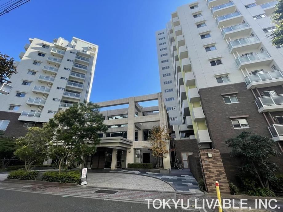 3LDK apartment in Higashi Ward, Nagoya, Aichi - Photo 1