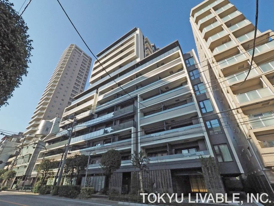 1LDK+S apartment in Shinjuku Ward, Tokyo - Photo 1