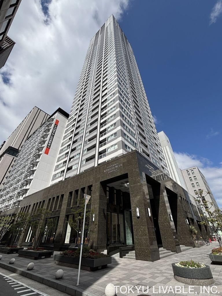 2LDK apartment in Chuo Ward, Osaka - Photo 1
