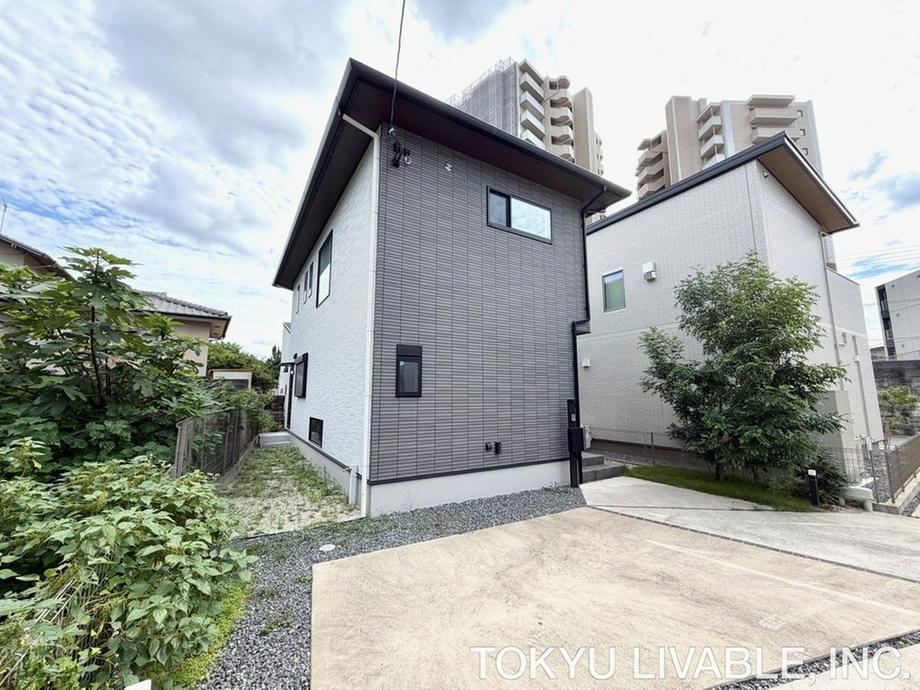 4LDK house in Chikushino, Fukuoka - Photo 1