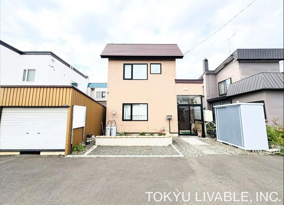 4LDK house in Higashi Ward, Sapporo, Hokkaido - Photo 1
