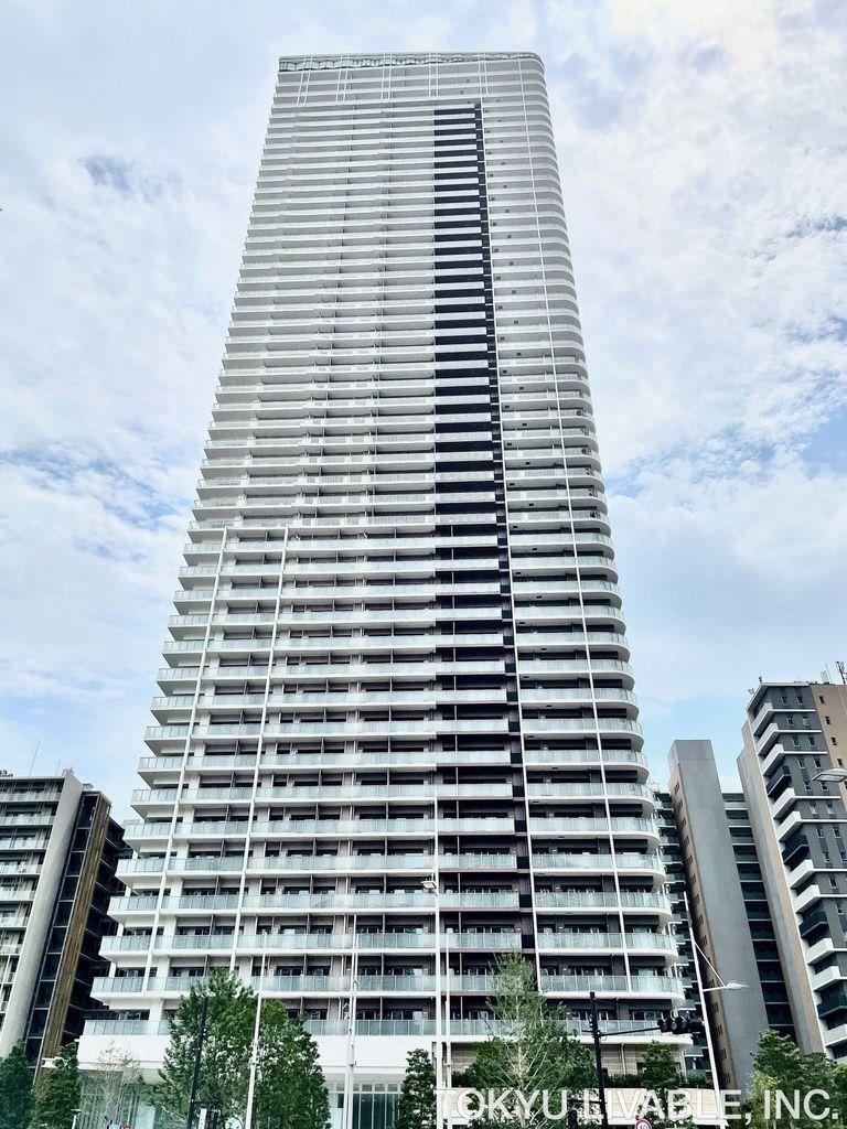 2LDK apartment in Chuo Ward, Tokyo - Photo 1
