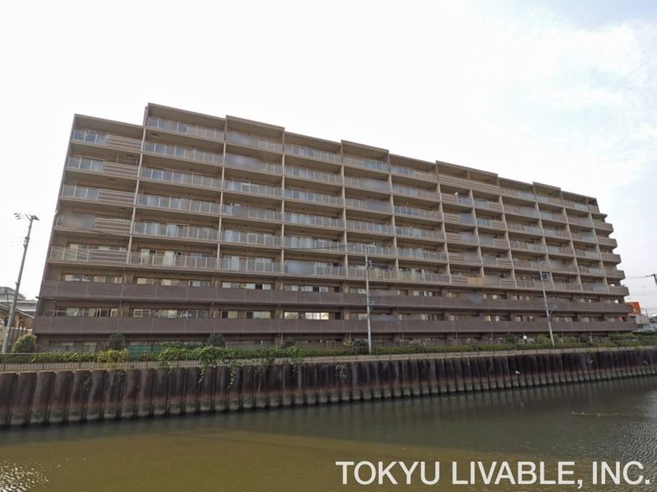 4LDK apartment in Soka, Saitama - Photo 1