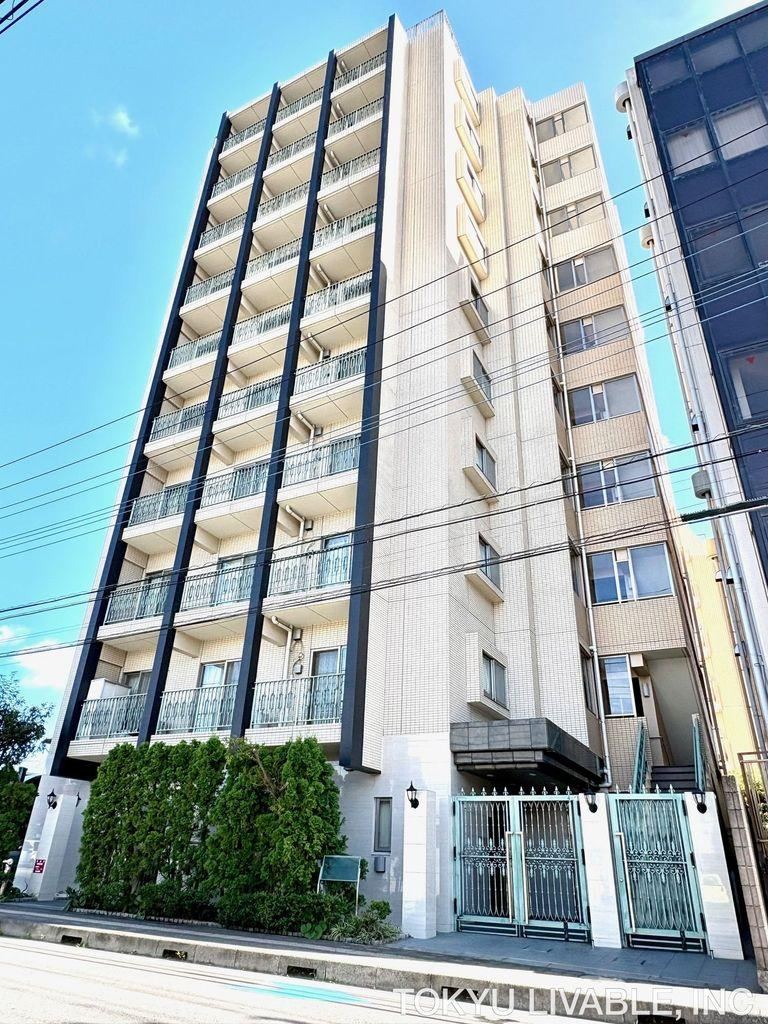 2LDK+S apartment in Atsugi, Kanagawa - Photo 1