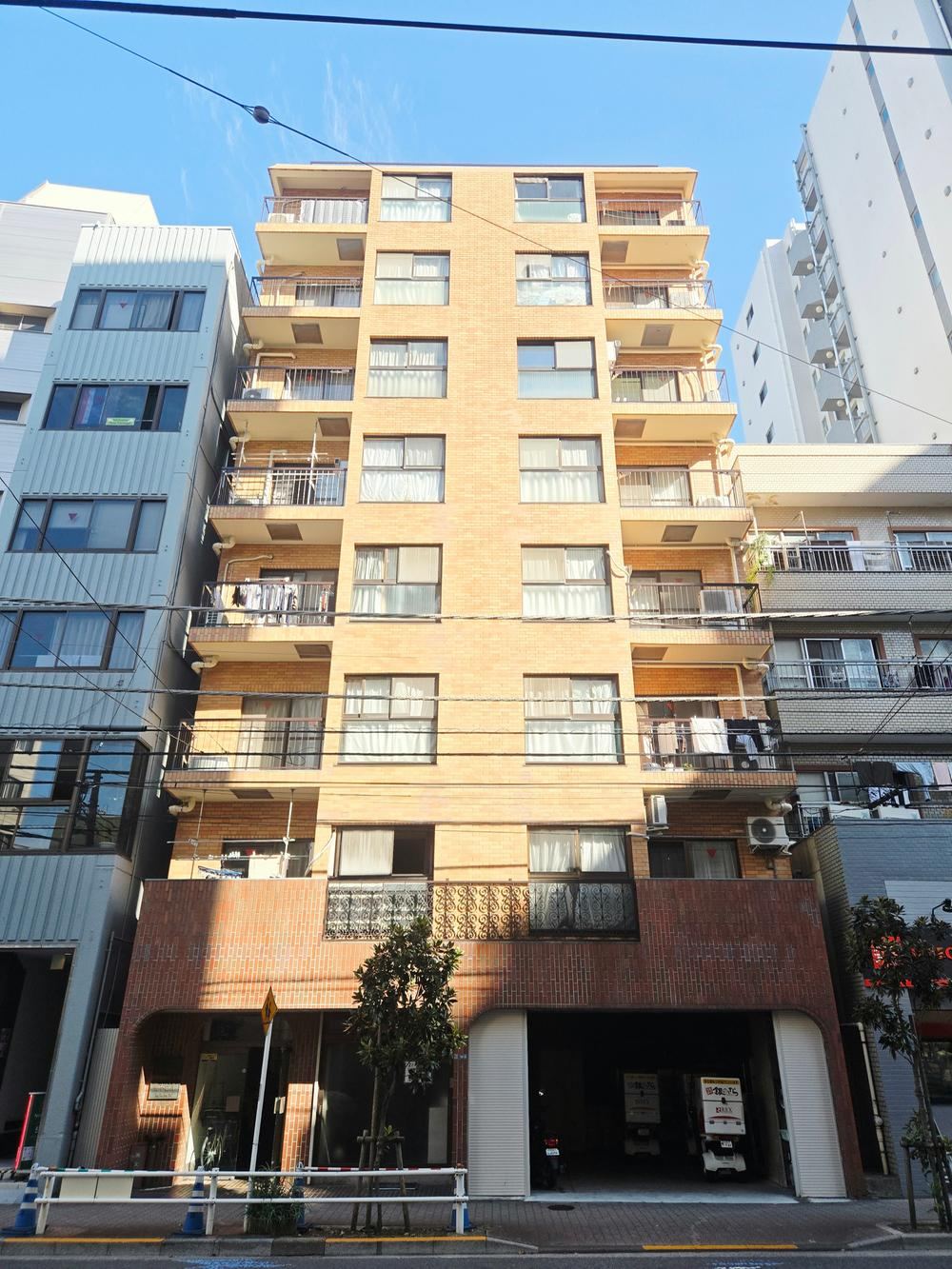 2LDK+S apartment in Taito Ward, Tokyo - Photo 1