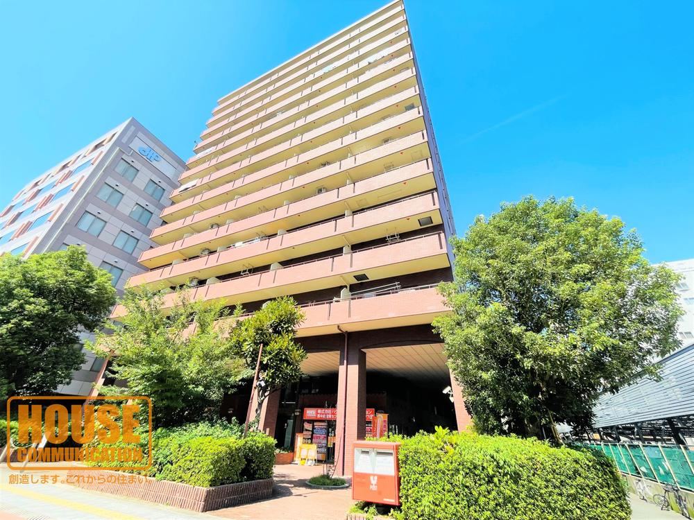 2LDK apartment in Yodogawa Ward, Osaka - Photo 1