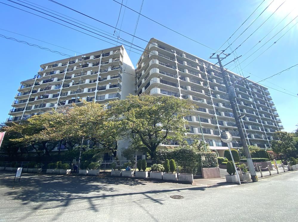 4LDK+S apartment in Arakawa Ward, Tokyo - Photo 1
