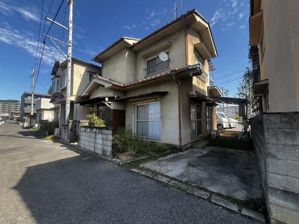 3DK house in Fukuyama, Hiroshima - Photo 1