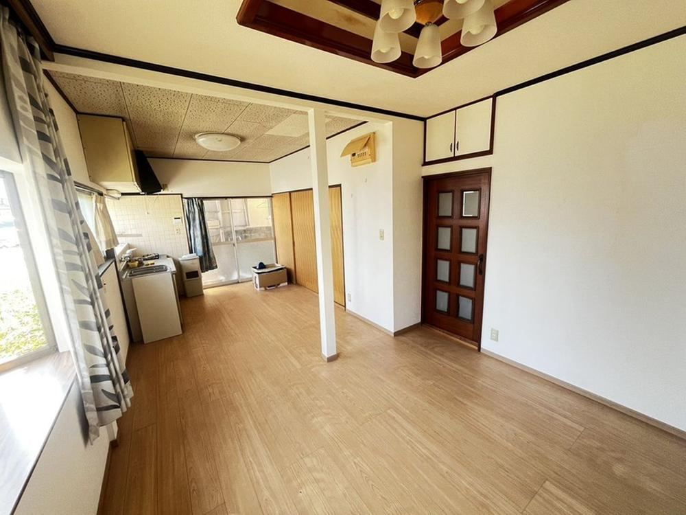 Thumbnail 4