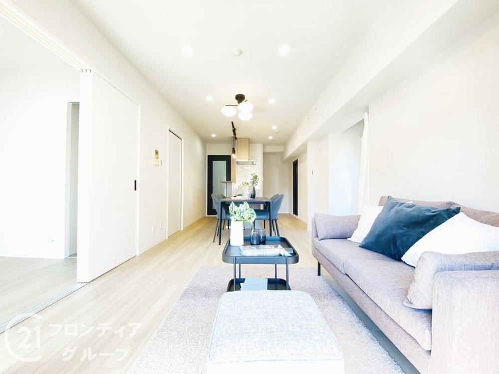 3LDK apartment in Joto Ward, Osaka - Photo 1